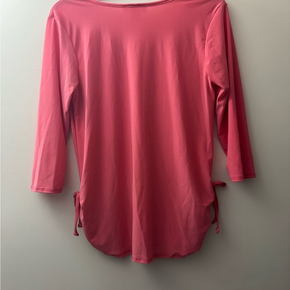 Star Vixen Pink V-Neck Blouse - Picture 4 of 4